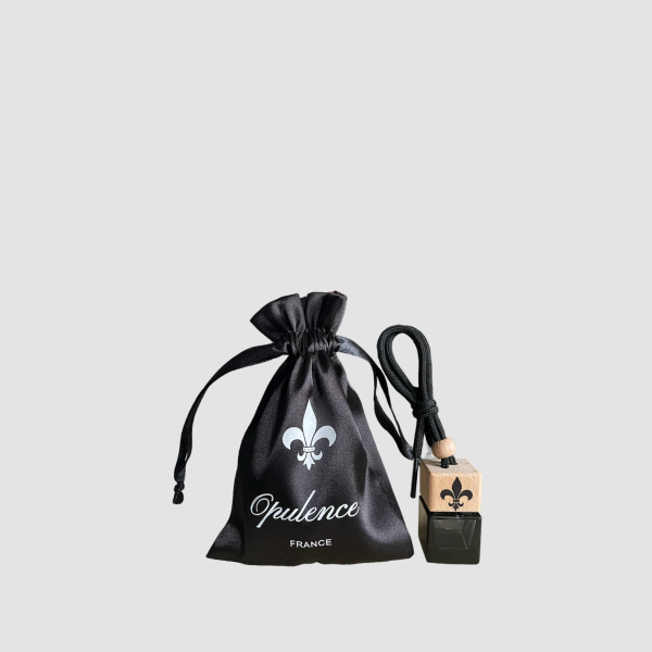 Diffuseur de parfum pour voiture Opulence avec son sac en soie